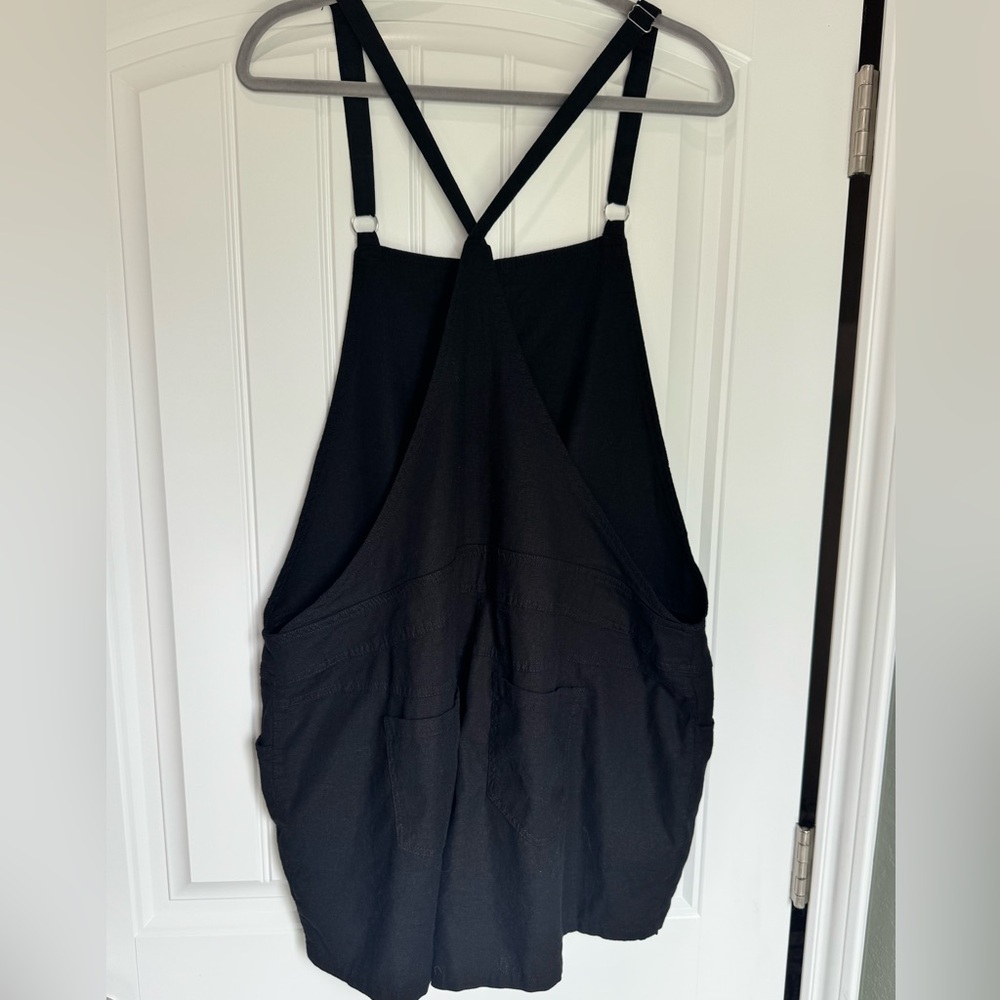 Torrid Black Shortalls Romper Size 2 Plus Size Adjustable Straps - Picture 3 of 4